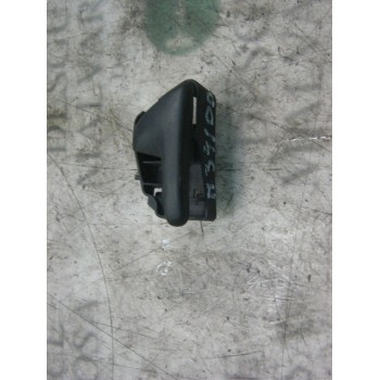 MANETA INTERIOR DELANTERA DERECHA 