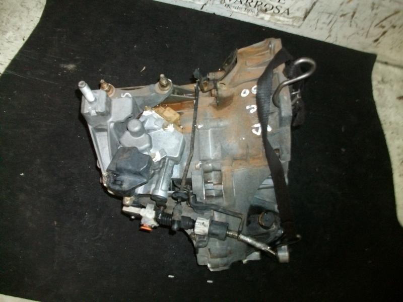 Recambio de caja cambios para ford focus berlina (cak) ghia referencia OEM IAM 1207618 S4J7002RD 