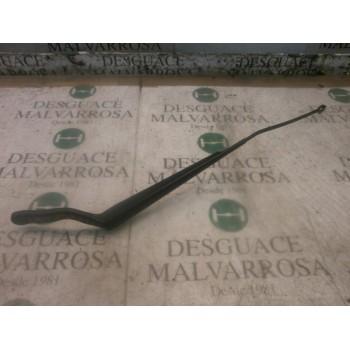 BRAZO LIMPIA DELANTERO DERECHO 