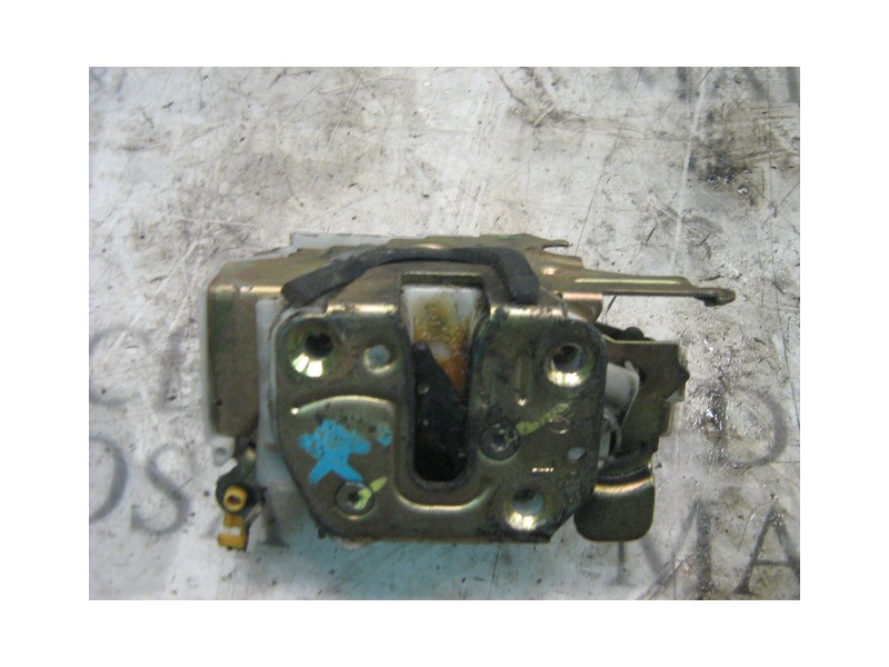 Recambio de cerradura puerta delantera izquierda para nissan primera berlina (p11) gx referencia OEM IAM   