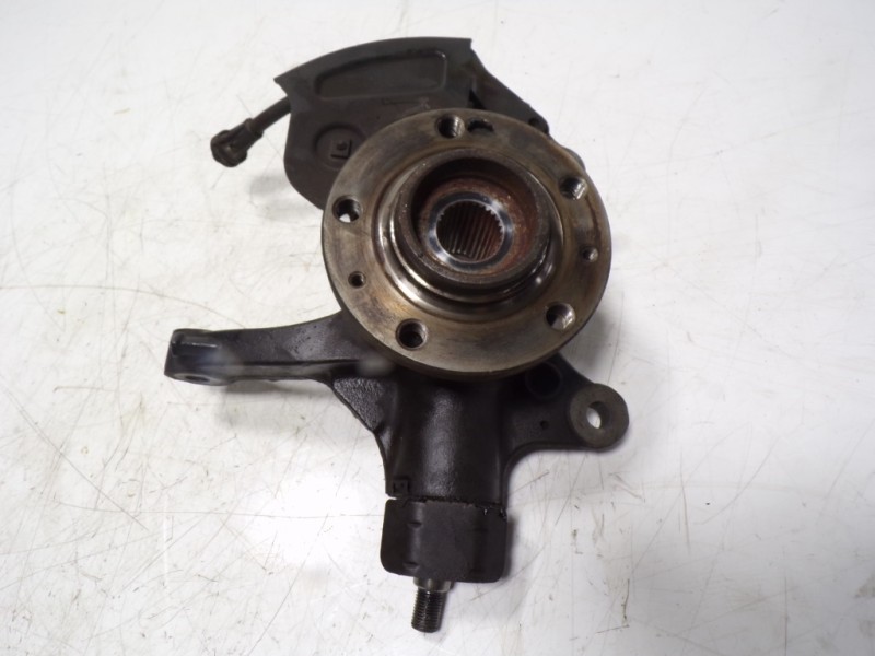 Recambio de mangueta delantera derecha para citroën jumpy fugón 2.0 blue-hdi fap referencia OEM IAM 1617969380  