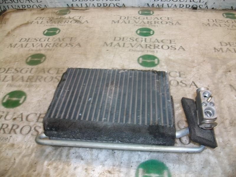 Recambio de evaporador aire acondicionado para bmw serie 3 berlina (e46) 328i referencia OEM IAM 64119135744  