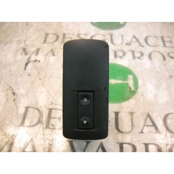 MANDO ELEVALUNAS TRASERO IZQUIERDO 