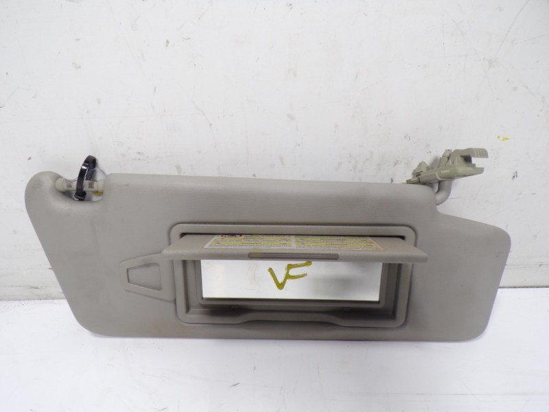 Recambio de parasol derecho para mercedes-benz clase c (w204) berlina 2.2 cdi cat referencia OEM IAM A20481806107K67  