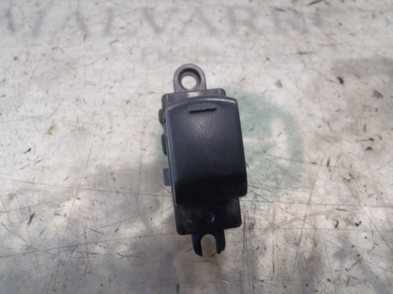 Recambio de mando elevalunas trasero derecho para nissan note (e11e) acenta referencia OEM IAM   