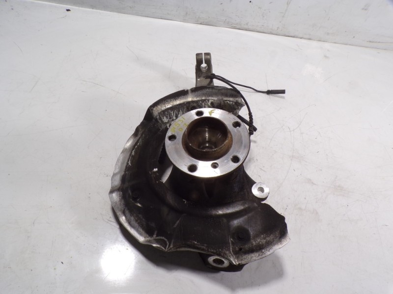 Recambio de mangueta delantera izquierda para bmw serie 5 lim. (f10) 2.0 turbodiesel referencia OEM IAM 31216775769  