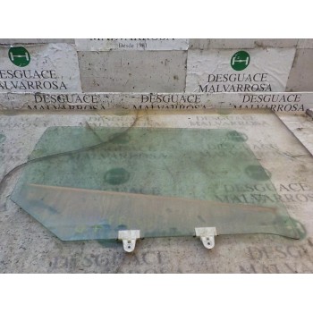 CRISTAL PUERTA TRASERO DERECHO 823000026R 
