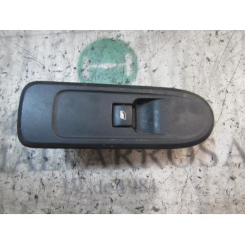 MANDO ELEVALUNAS DELANTERO DERECHO 6490ES 96661102XT 