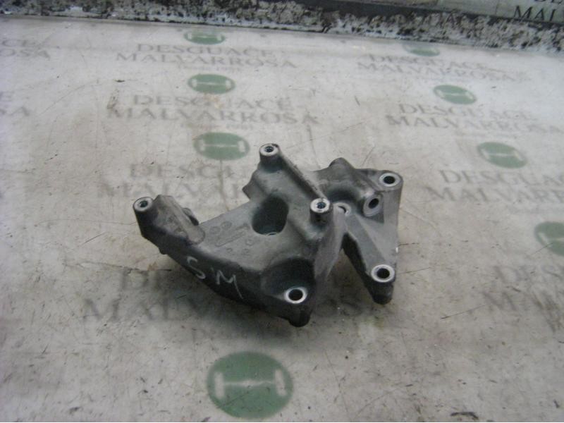 Recambio de soporte motor para renault clio ii fase i (b/cbo) 1.9 d referencia OEM IAM   