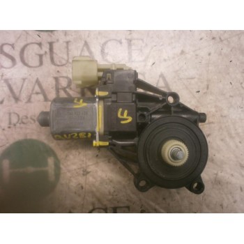 MOTOR ELEVALUNAS DELANTERO IZQUIERDO 1852321 0130822404 0130822404
