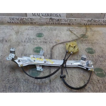 ELEVALUNAS TRASERO DERECHO 827200008R 