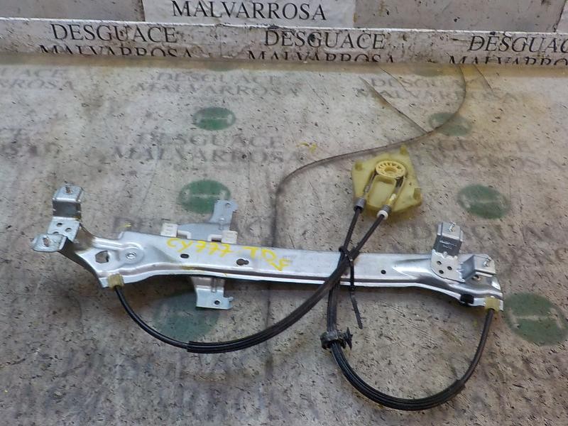 Recambio de elevalunas trasero derecho para renault megane iii sport tourer expression referencia OEM IAM 827200008R  