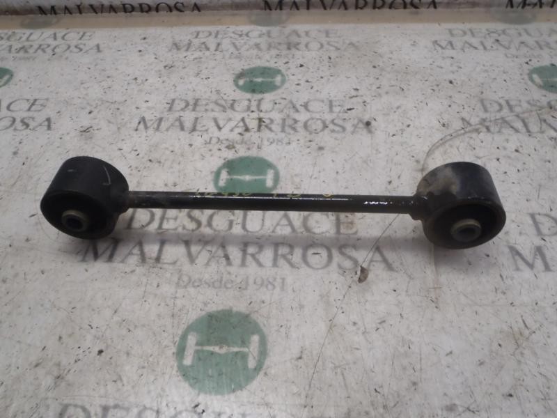 Recambio de tirante trasero derecho para kia sorento 2.5 crdi ex referencia OEM IAM   