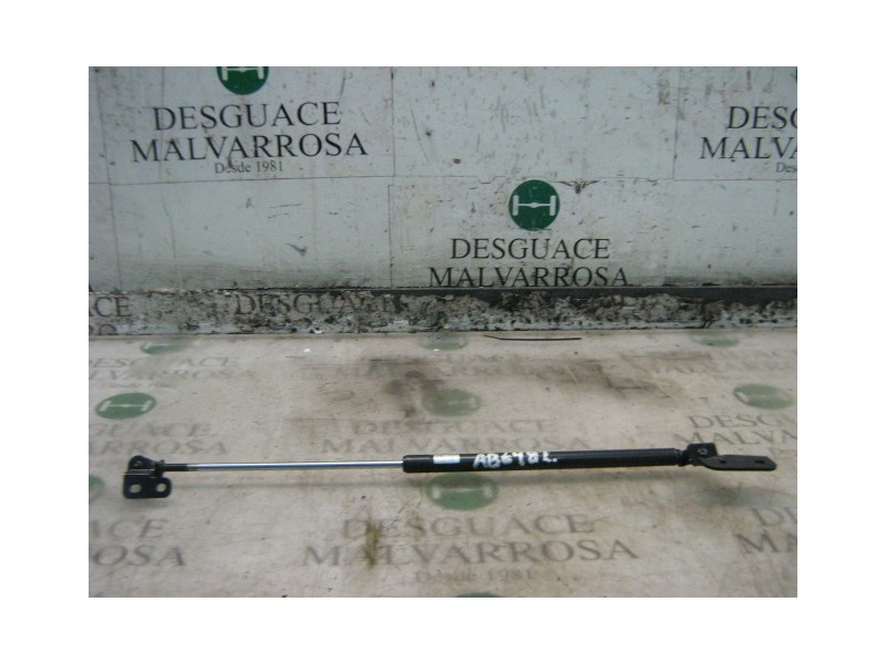 Recambio de amortiguadores maletero / porton para kia rio ls berlina (5-ptas.) referencia OEM IAM   