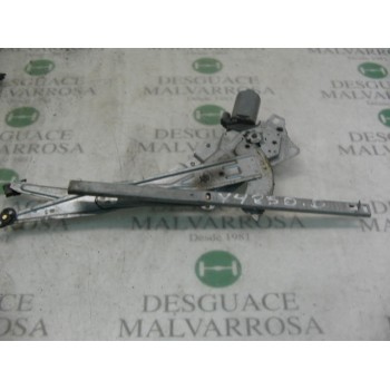 ELEVALUNAS DELANTERO DERECHO 