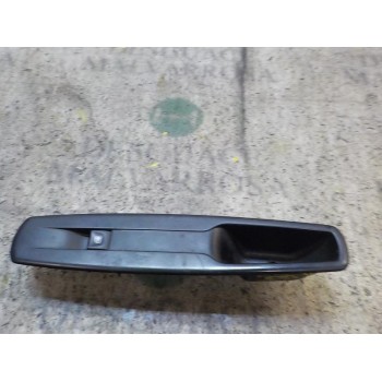 MANDO ELEVALUNAS DELANTERO DERECHO 809600018R 