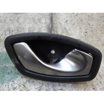 MANETA INTERIOR DELANTERA DERECHA 826720001R 