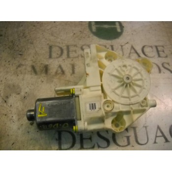 MOTOR ELEVALUNAS DELANTERO DERECHO 