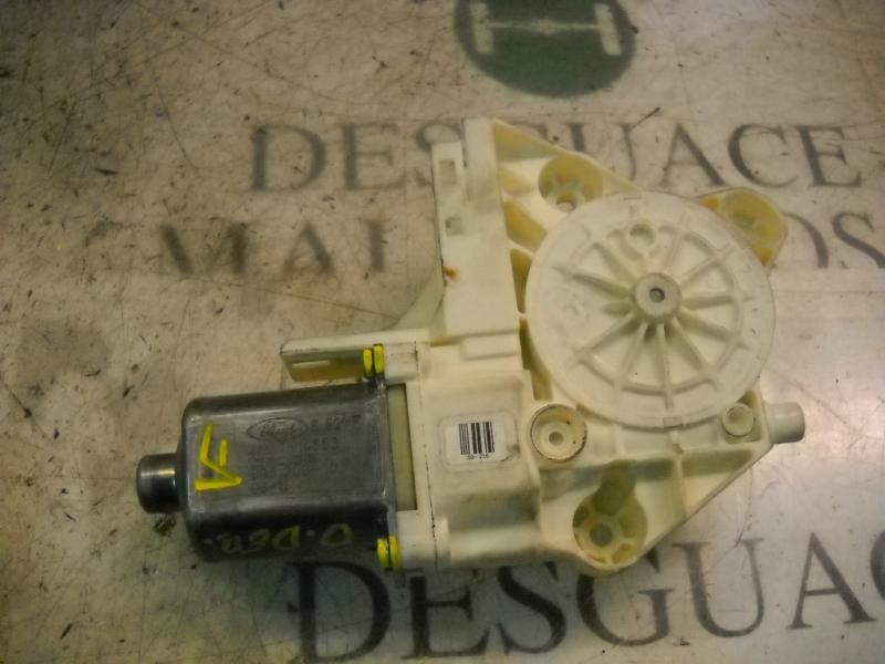 Recambio de motor elevalunas delantero derecho para ford focus berlina (cap) 1.6 16v cat referencia OEM IAM   