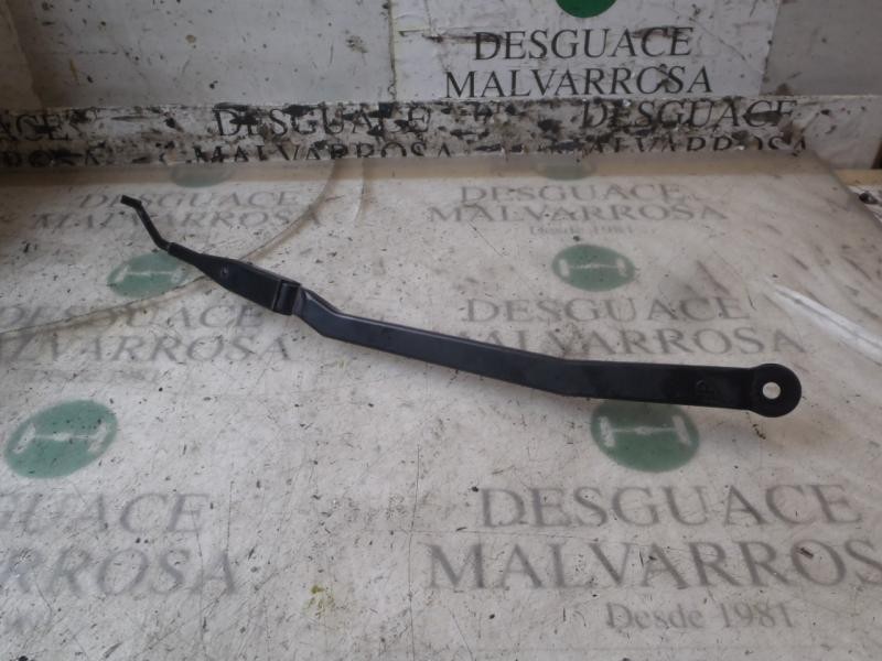 Recambio de brazo limpia delantero derecho para lexus gs300 (jzs160) básico referencia OEM IAM 8521130520  