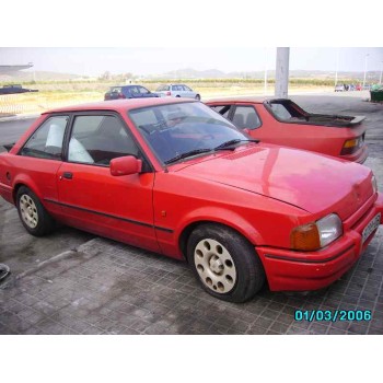 FORD ESCORT BERLINA
