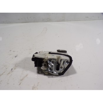 CERRADURA PUERTA TRASERA DERECHA 382301M68P 