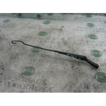 BRAZO LIMPIA DELANTERO DERECHO 