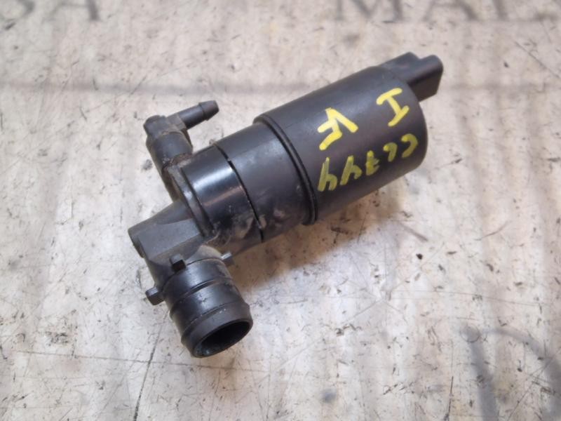 Recambio de bomba limpia para toyota aygo (kgb/wnb) básico referencia OEM IAM   