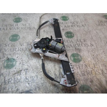 ELEVALUNAS TRASERO DERECHO A2207300446 