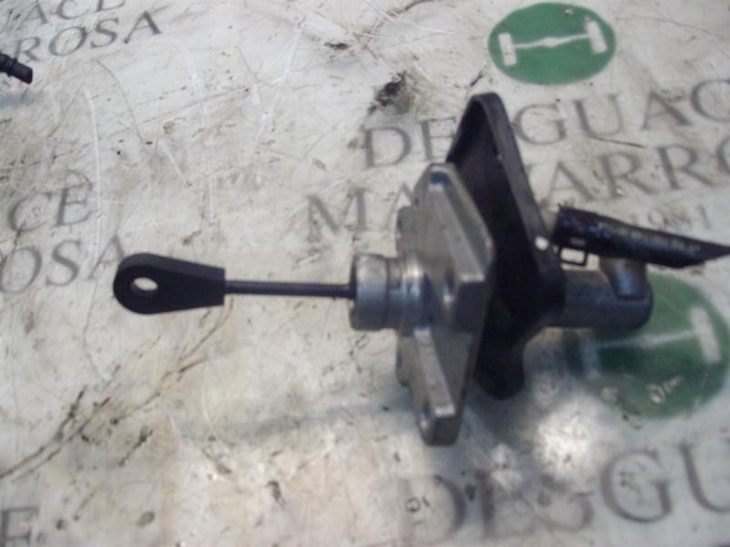 Recambio de bomba embrague para kia carens (un) 2.0 crdi referencia OEM IAM 416101D100  