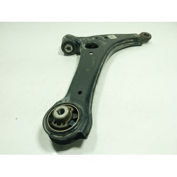 BRAZO SUSPENSION INFERIOR DELANTERO DERECHO A9103302600 A91033301005 