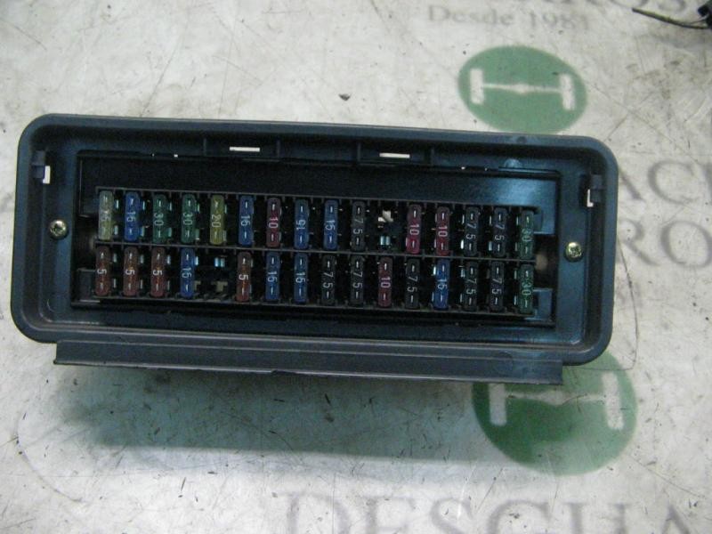Recambio de caja reles / fusibles para volvo serie 440 gl referencia OEM IAM   