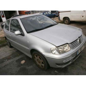 VOLKSWAGEN POLO BERLINA (6N2)