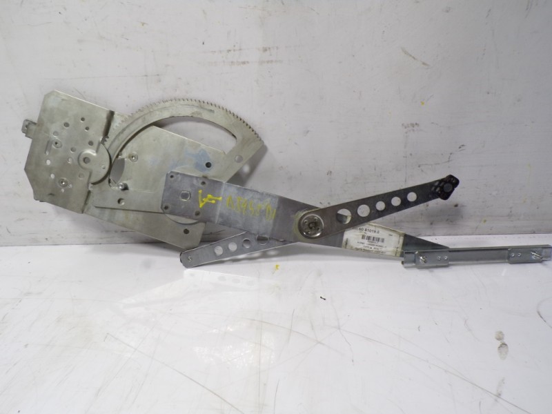 Recambio de elevalunas delantero izquierdo para renault scenic iii 1.5 dci diesel fap referencia OEM IAM 807212569R 60810190 