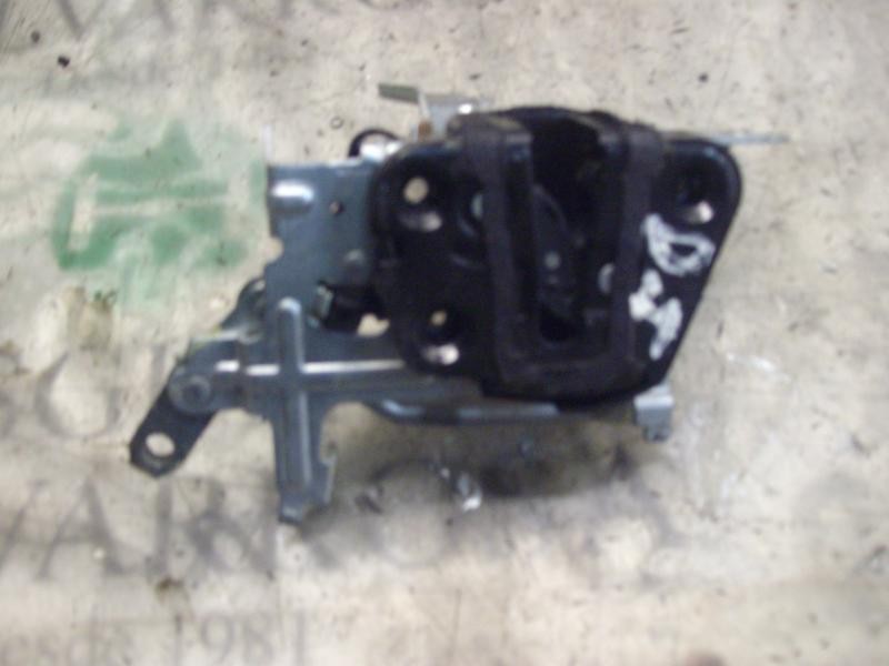 Recambio de cerradura puerta delantera izquierda para kia carens (un) 2.0 crdi referencia OEM IAM 813101D010  