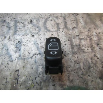 MANDO ELEVALUNAS TRASERO IZQUIERDO A22082012107C45 A2208201210 03100504