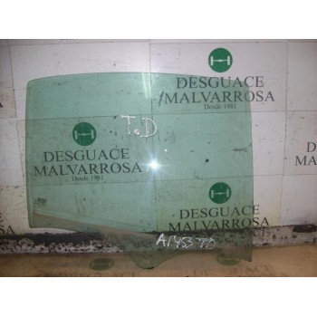 CRISTAL PUERTA TRASERO DERECHO 