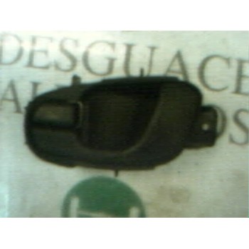 MANETA INTERIOR DELANTERA IZQUIERDA 