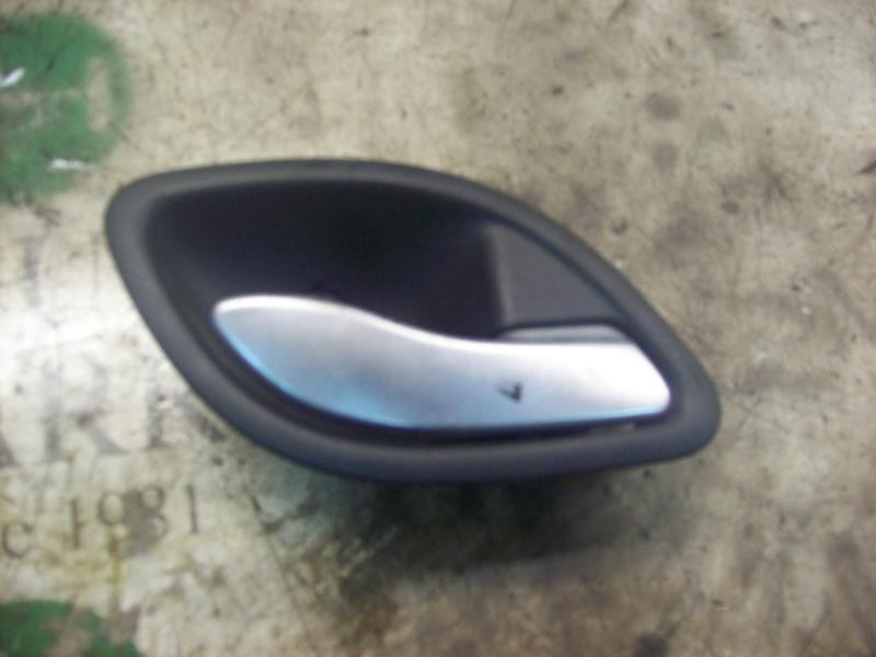 Recambio de maneta interior trasera derecha para renault laguna ii (bg0) authentique referencia OEM IAM   