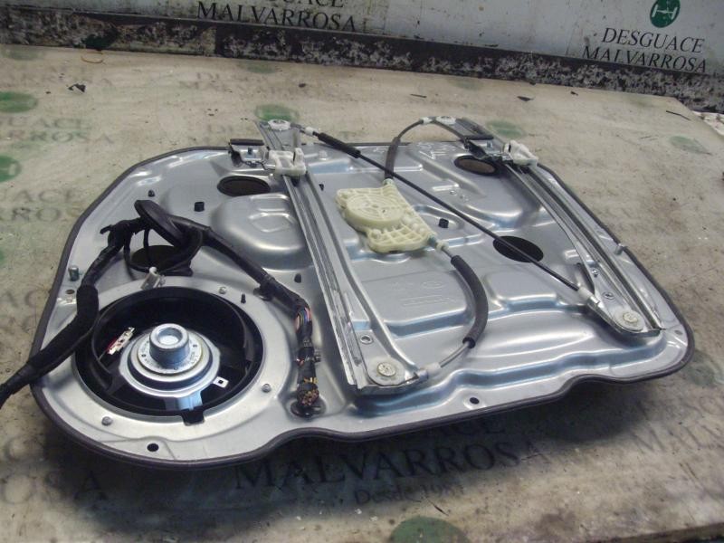 Recambio de elevalunas delantero izquierdo para kia carens (un) 2.0 crdi referencia OEM IAM 824011D010  