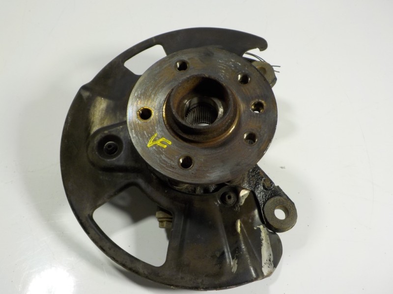 Recambio de mangueta delantera derecha para man tge kasten (uy) 2.0 tdi referencia OEM IAM 65363010001  