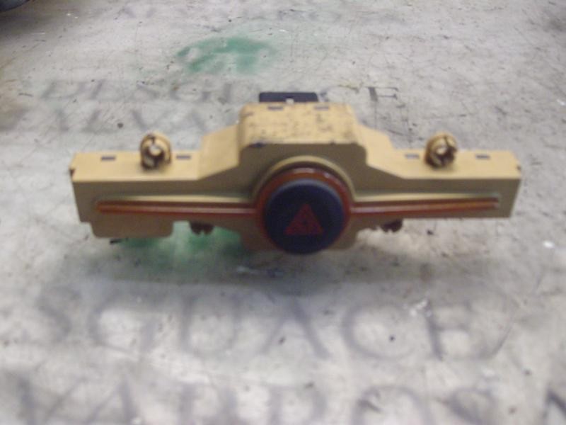 Recambio de warning para kia carens (un) 2.0 crdi referencia OEM IAM 937901D000  