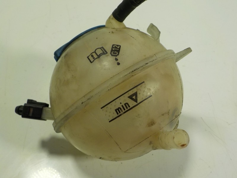 Recambio de deposito expansion para audi a3 sportback (8p) 2.0 tdi referencia OEM IAM 1K0121407A  