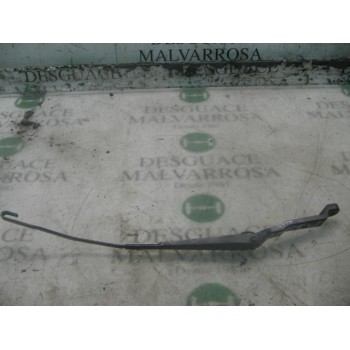 BRAZO LIMPIA DELANTERO DERECHO 