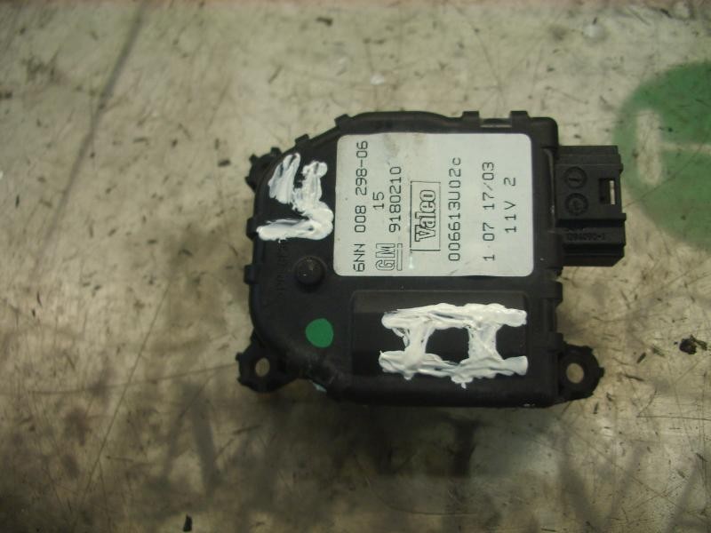 Recambio de motor apertura trampillas climatizador para opel vectra c berlina comfort referencia OEM IAM   