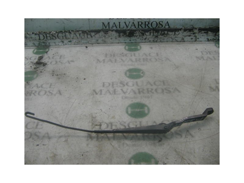 Recambio de brazo limpia delantero izquierdo para mg serie 200 (rf) 200 vi (3-ptas.) referencia OEM IAM   