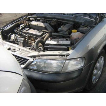OPEL VECTRA B BERLINA