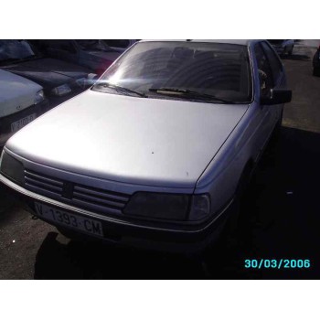 PEUGEOT 405 BERLINA