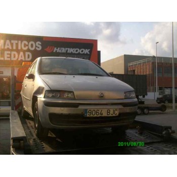 FIAT PUNTO BERLINA (188)