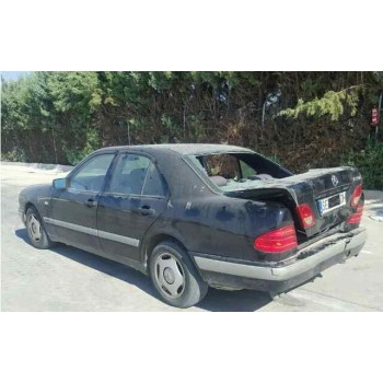 MERCEDES-BENZ CLASE E (W210) BERLINA DIESEL